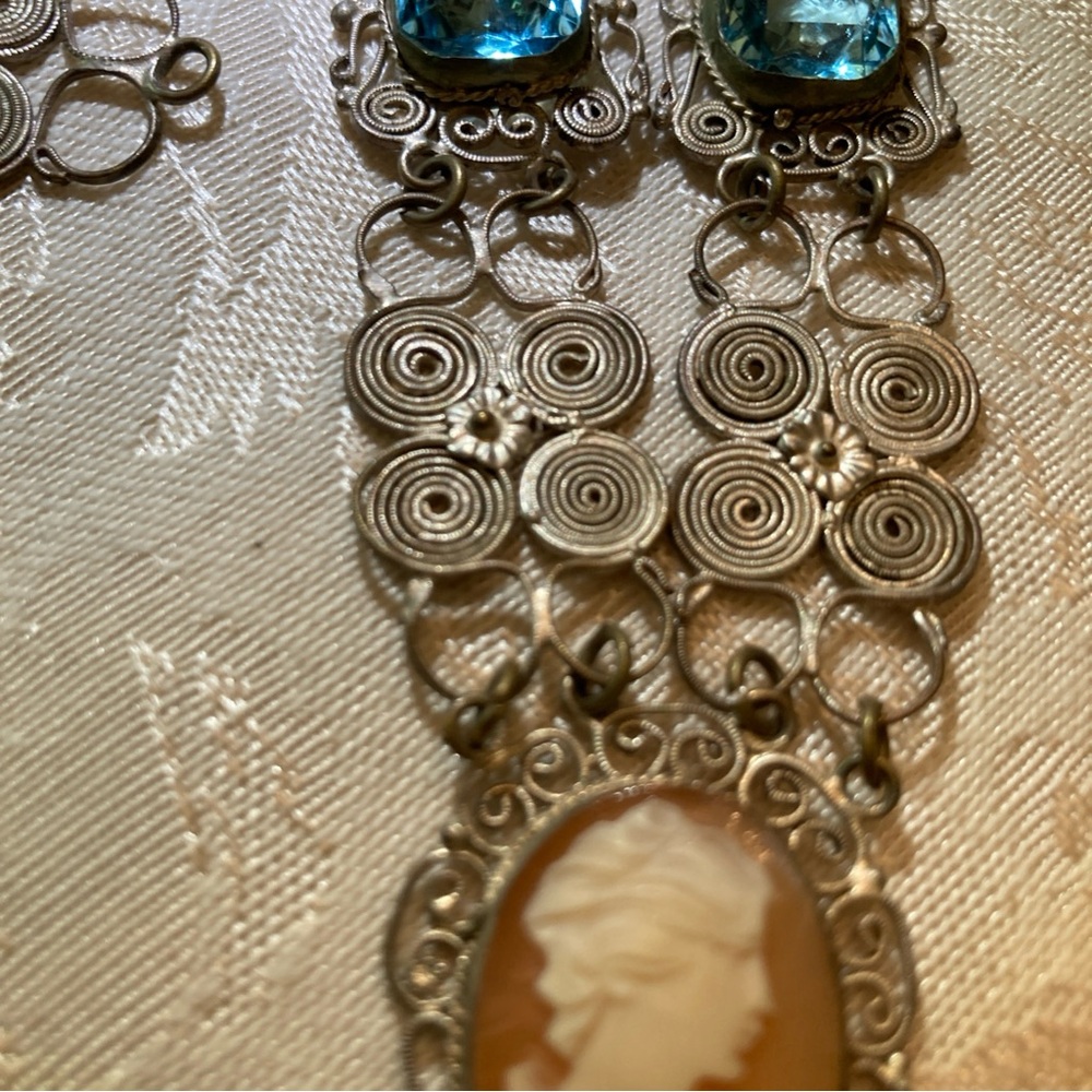 Vintage Silver and Blue Filigree Cameo Necklace & Bracelet set 1930’s - Picture 6 of 13
